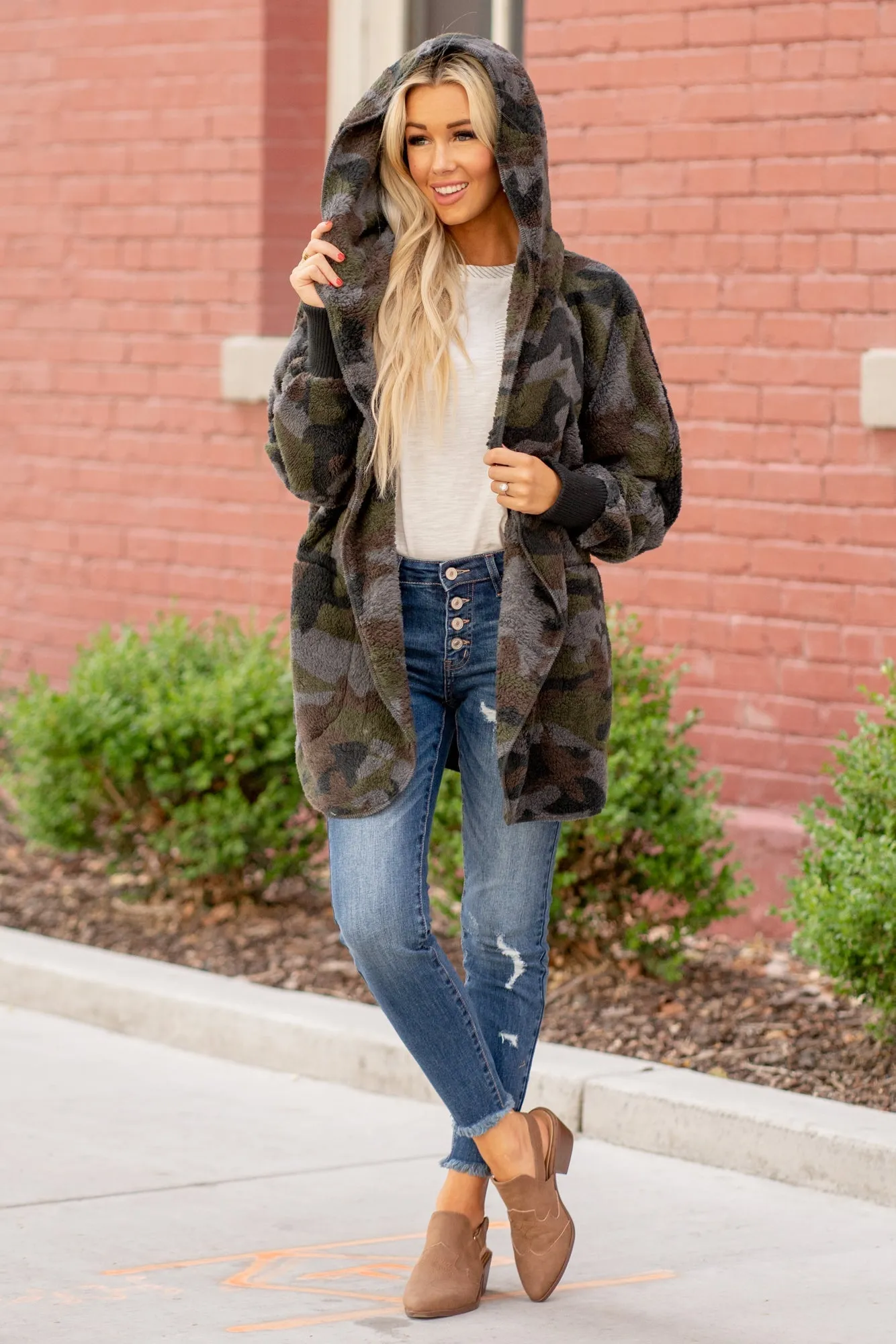 Cozy Camouflage Sherpa Jacket - Green