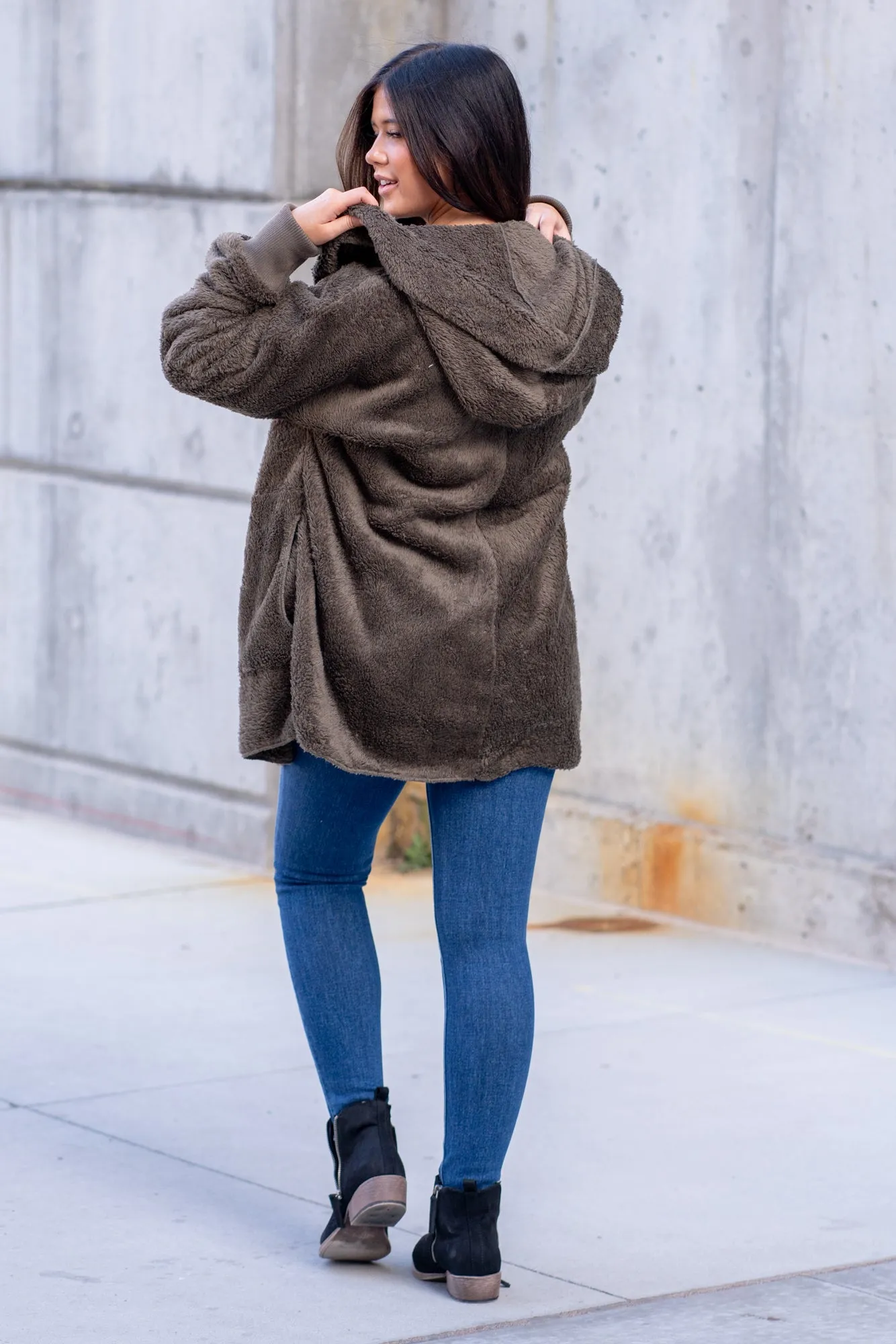 Cozy Sherpa Jacket - Olive