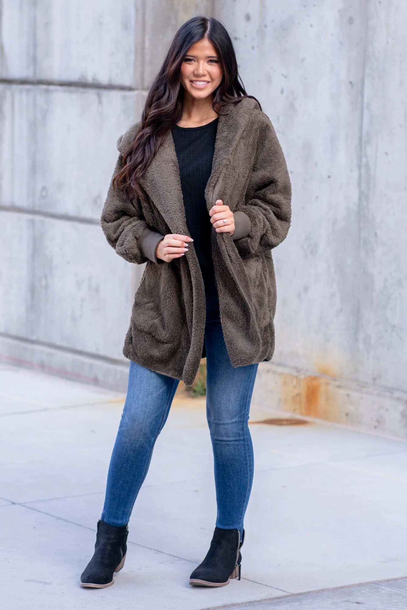 Cozy Sherpa Jacket - Olive