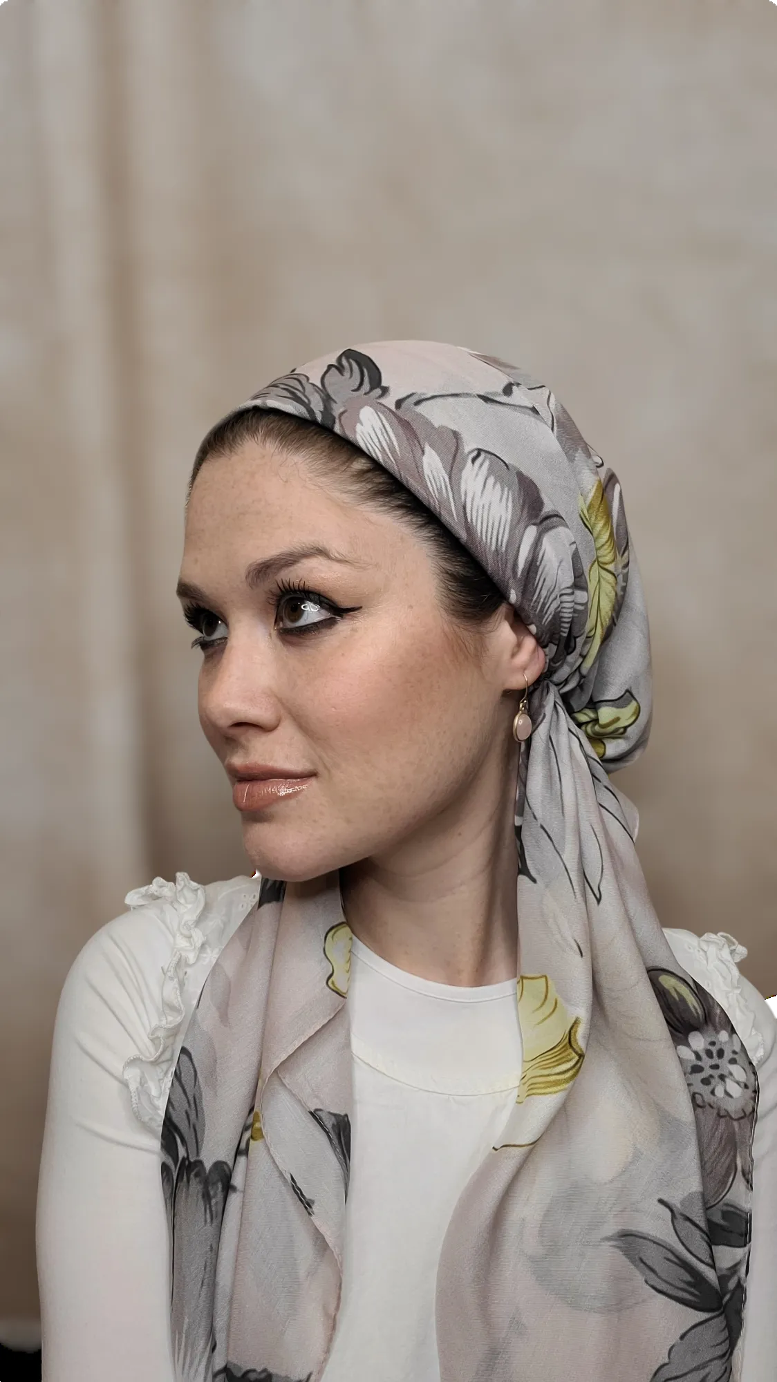 Creme Florette Versatile Scarf