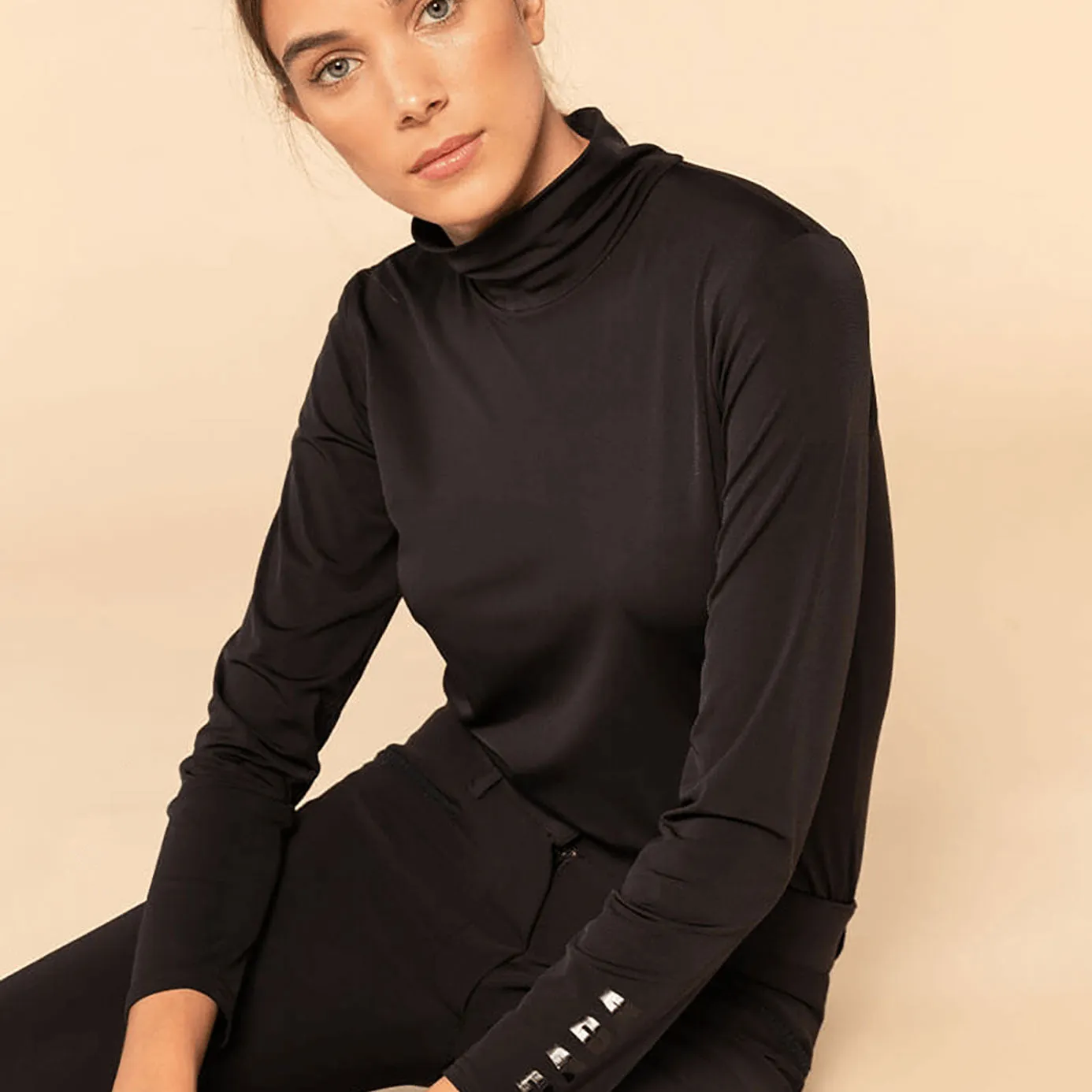 Dada Sport Consul Funnel Neck Base Layer - Black