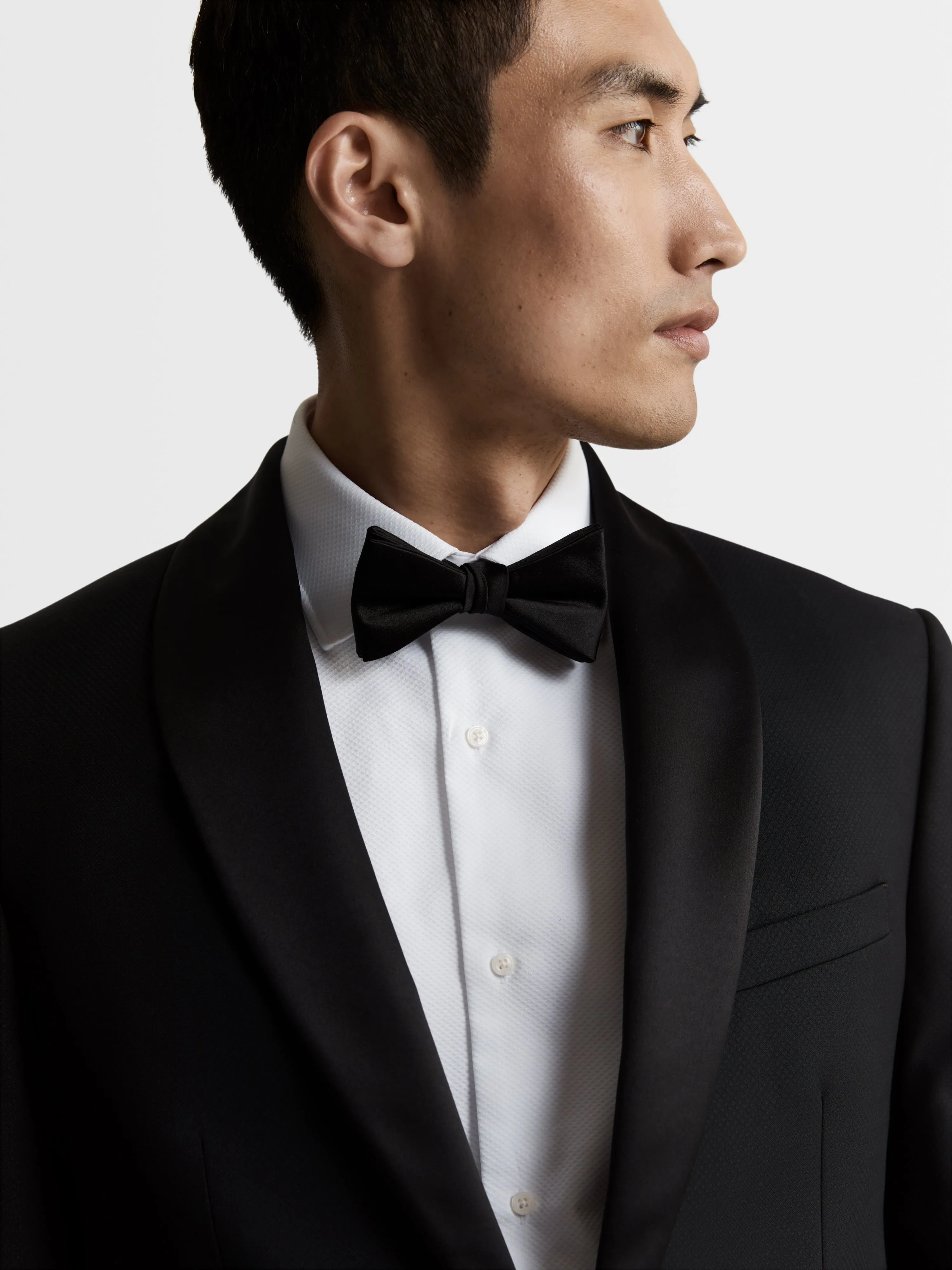 Draper Italian Luxury Slim Black Textured Dinner Jacket