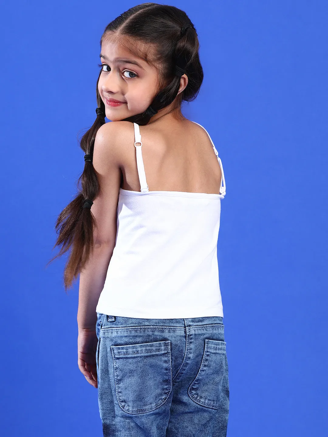 Girls White Lycra Regular Fit Spaghetti Sleeve Solid Camisole