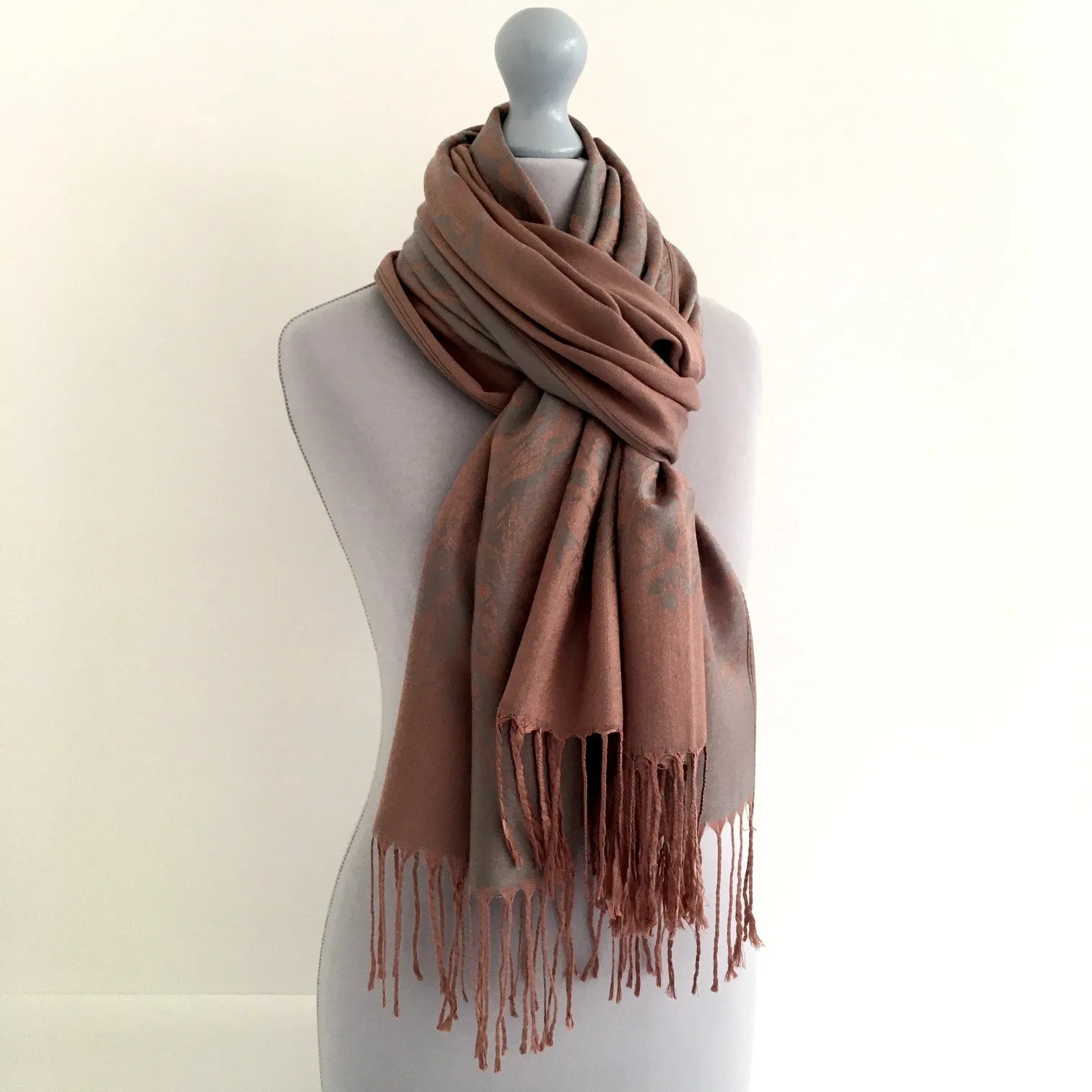 GREY BLUSH REVERSIBLE PASHMINA SHAWL SCARF IN ABSTRACT PRINT