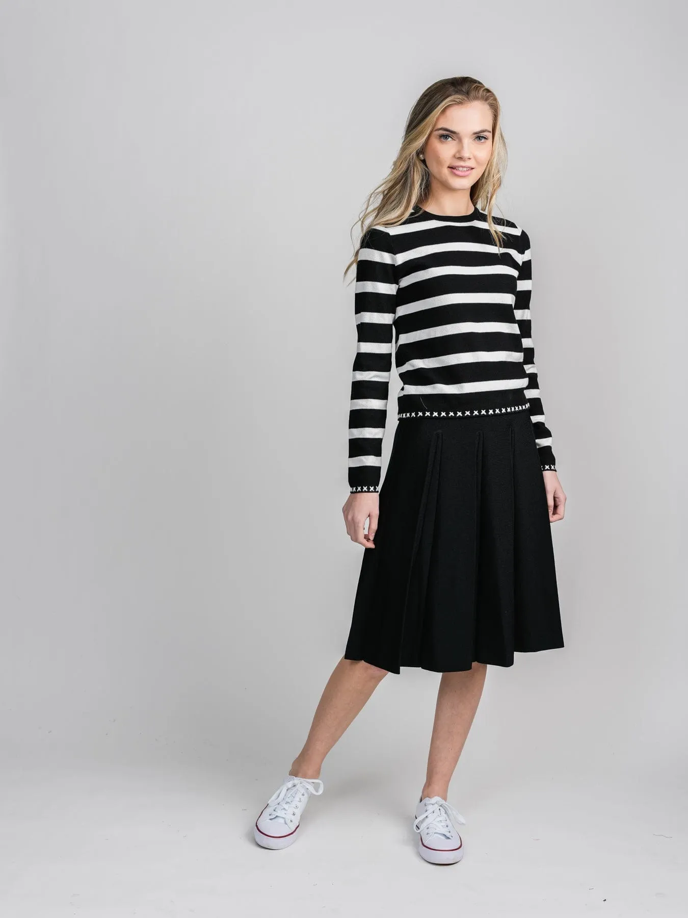 KNIT PLEATED SKIRT (24")-BLACK