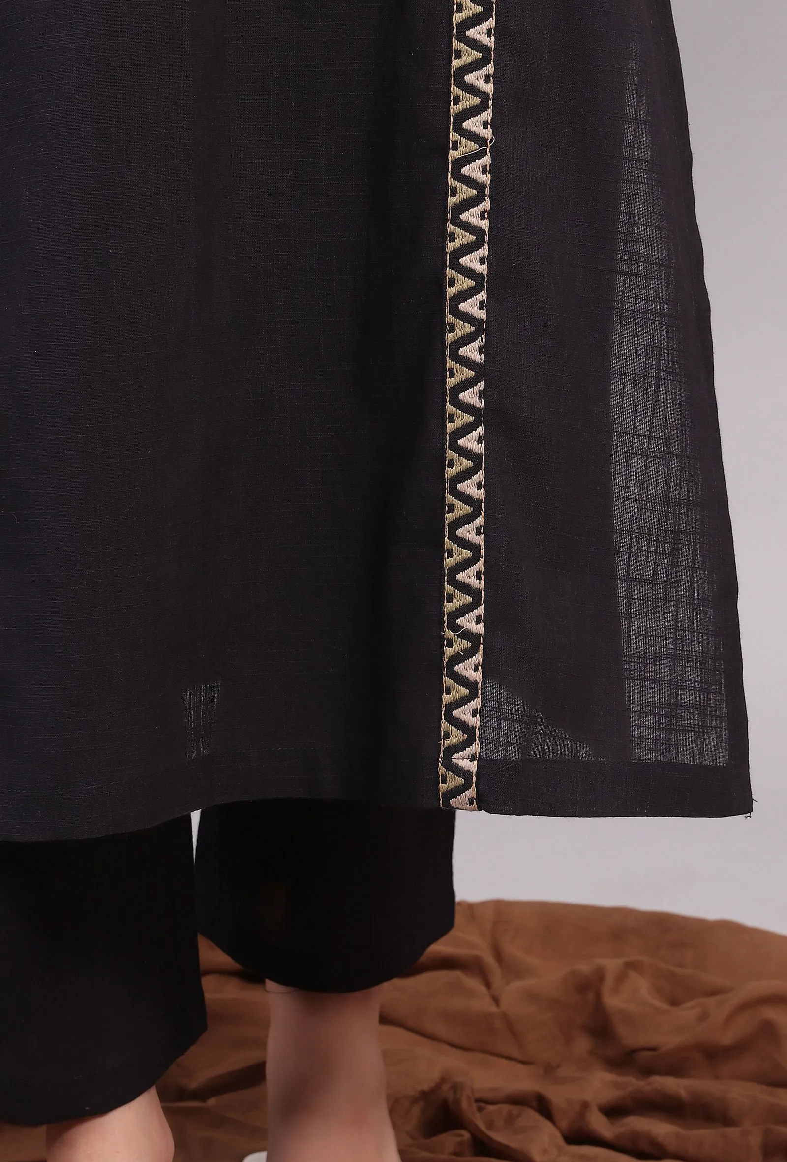 Set of 2: Black Kantha Embroidered Kurta with Solid Black Narrow Pants