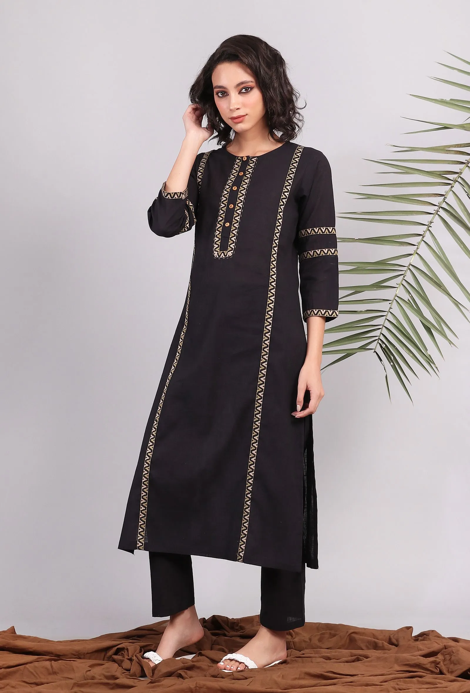 Set of 2: Black Kantha Embroidered Kurta with Solid Black Narrow Pants