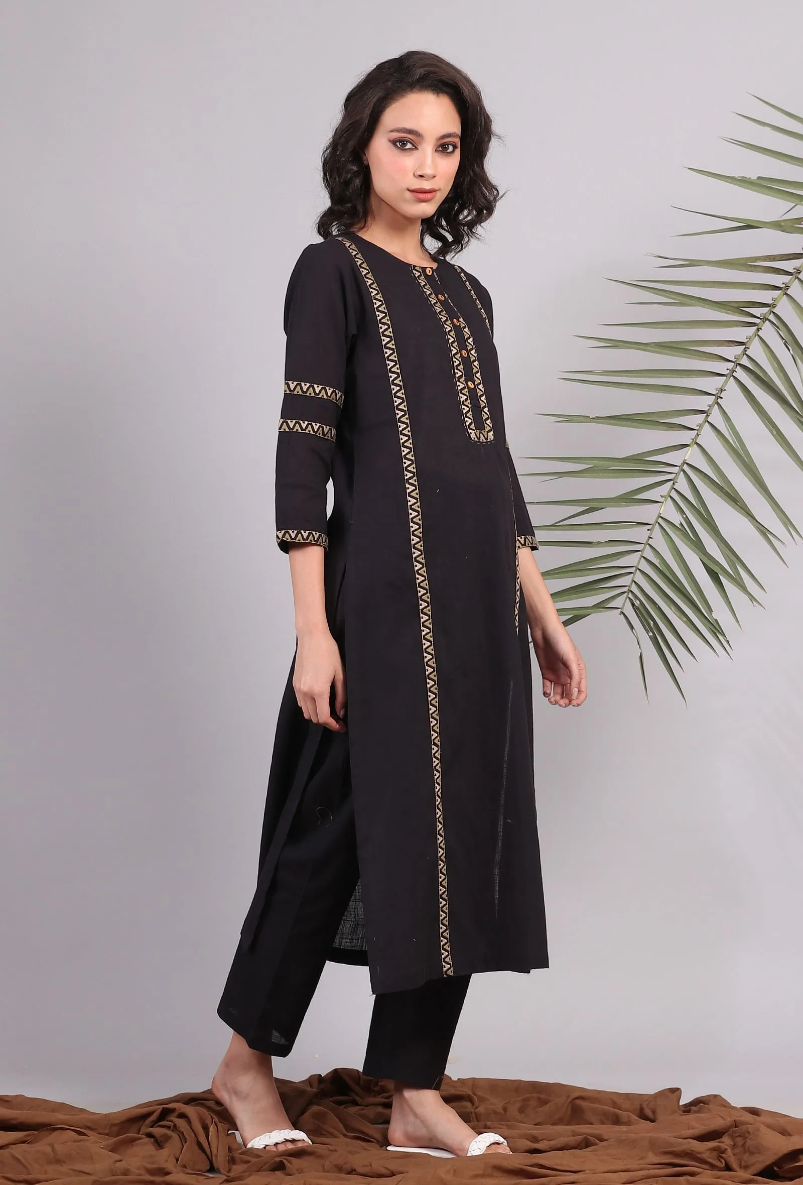 Set of 2: Black Kantha Embroidered Kurta with Solid Black Narrow Pants